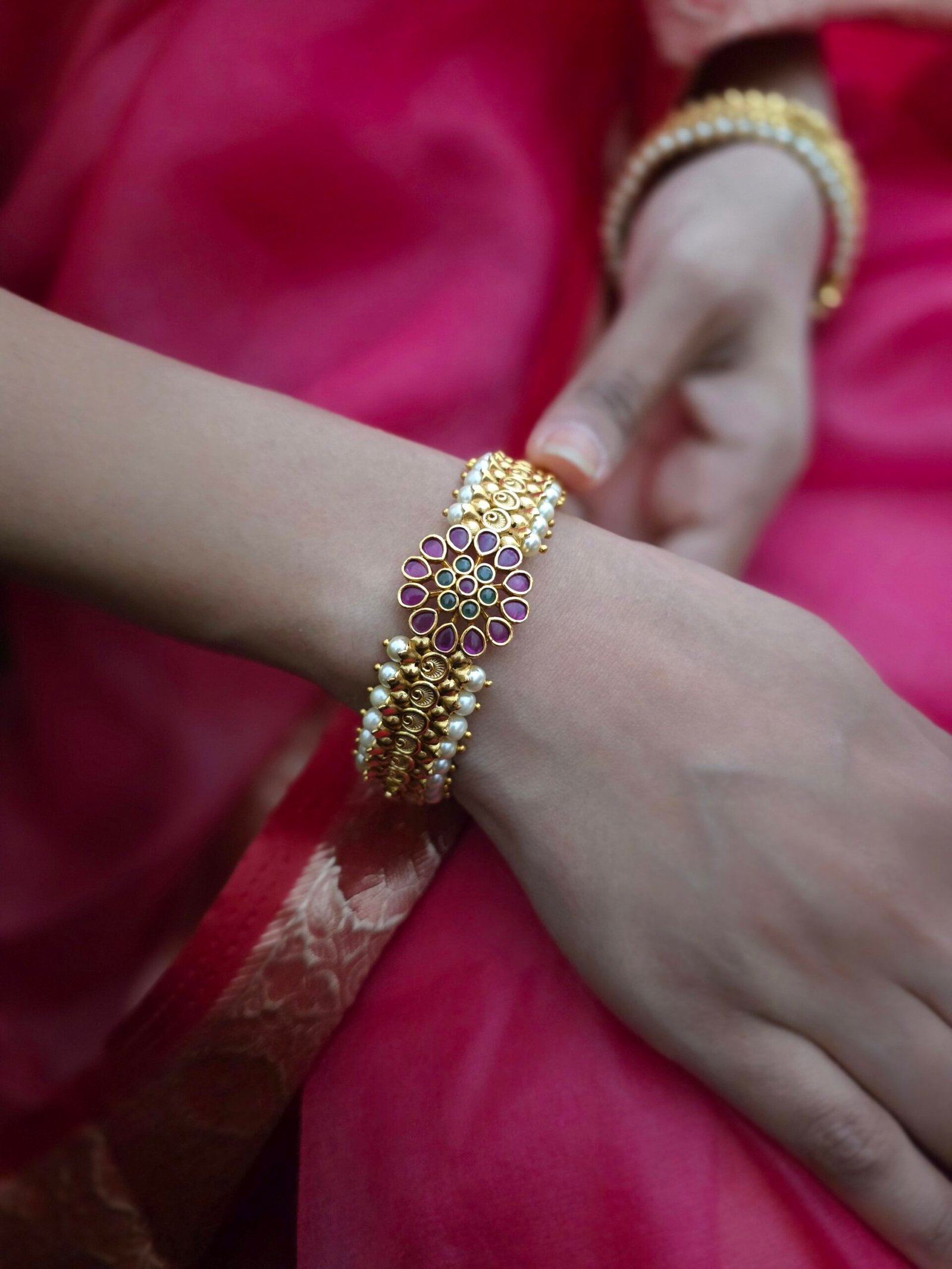 Rubaab vintage openable bangles - Image 2