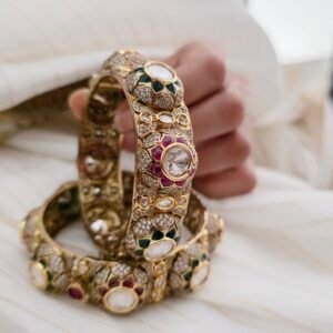 Naveli handcrafted bangle