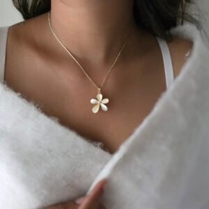 Louisa delicate necklace