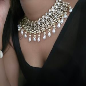 Drisana polki and pearl choker
